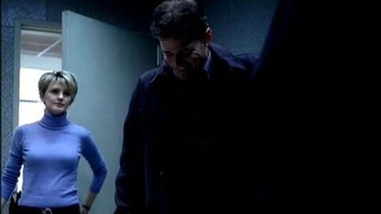 Cold Case - Season 1 Episode 12 : Glued