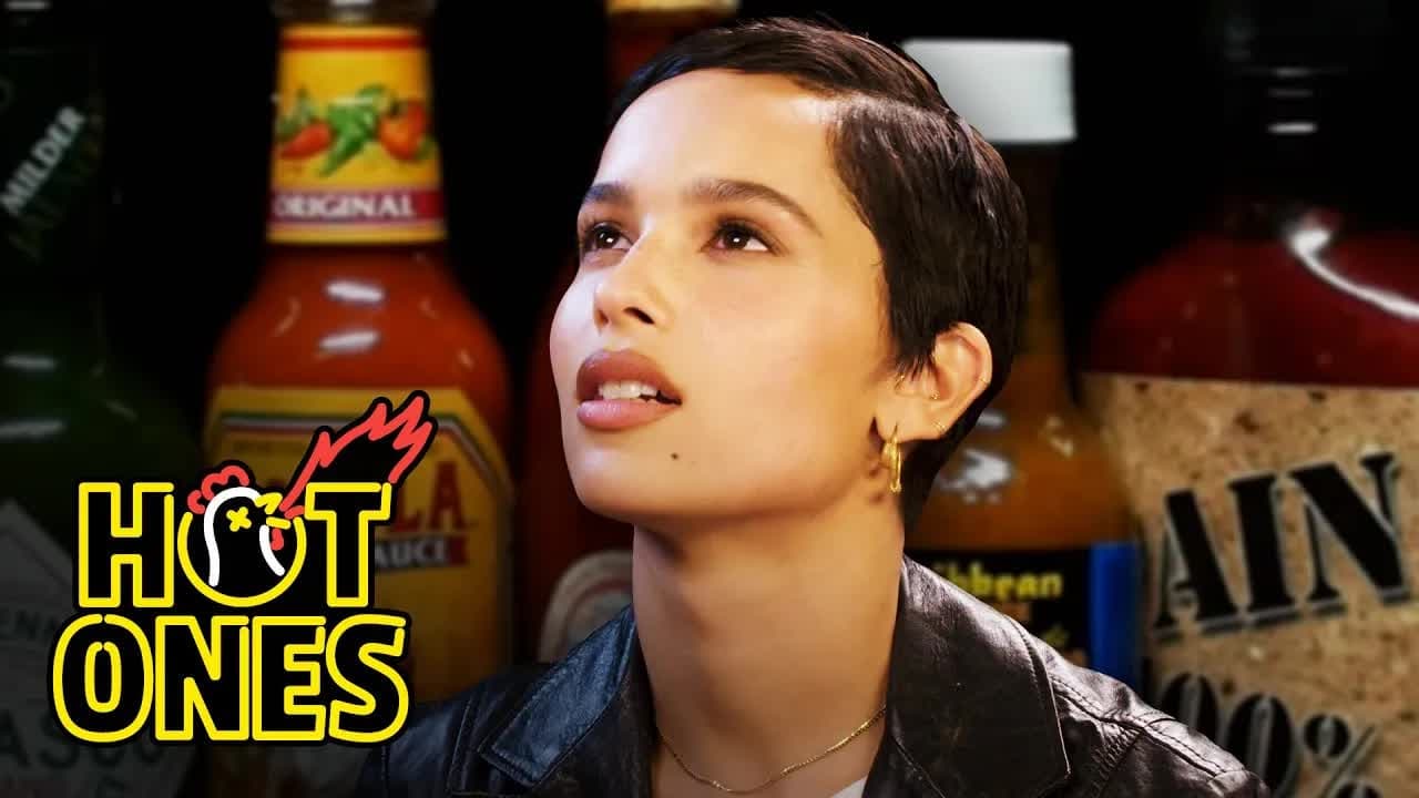 Hot Ones - Season 11 Episode 2 : Zoë Kravitz Gets Trippy While Eating Spicy Wings