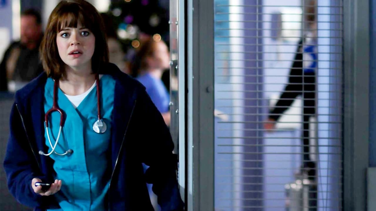 Casualty - Season 24 Episode 16 : All I Want for Christmas