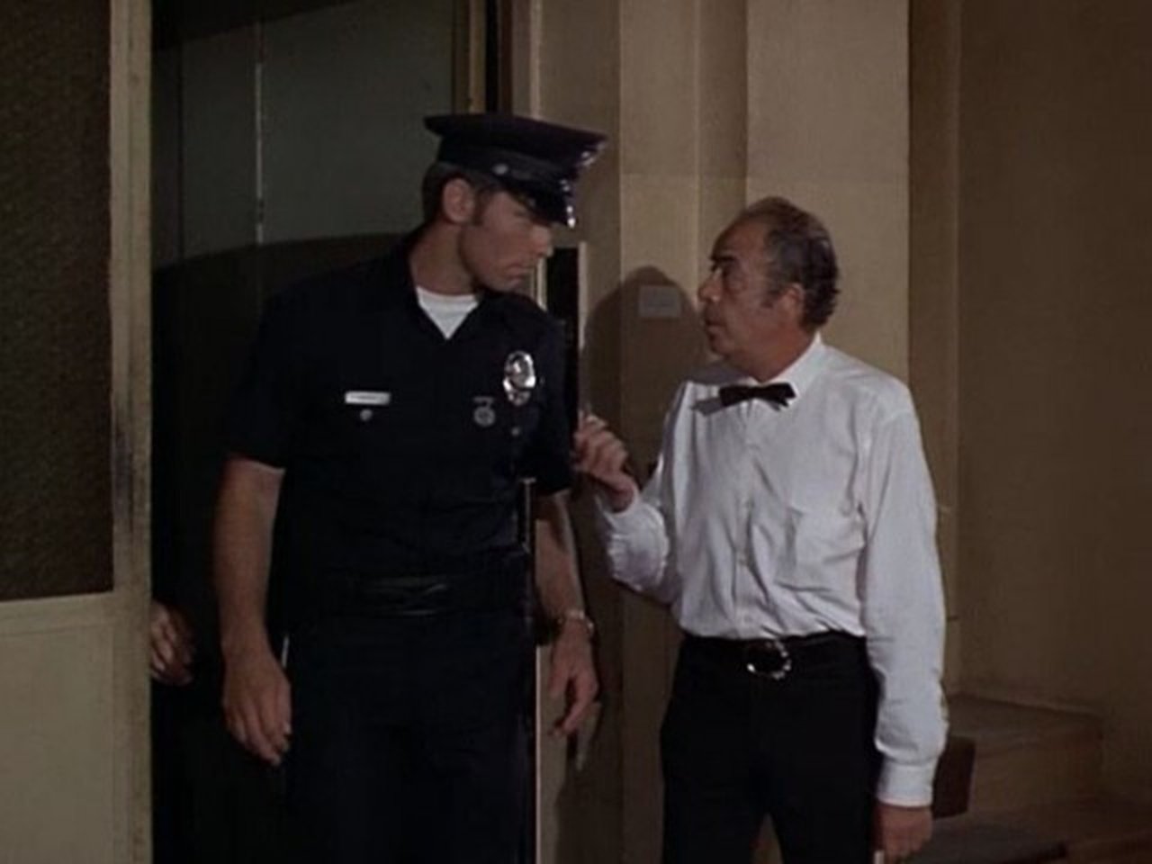 Adam-12 - Season 5 Episode 7 : Harry Nobody