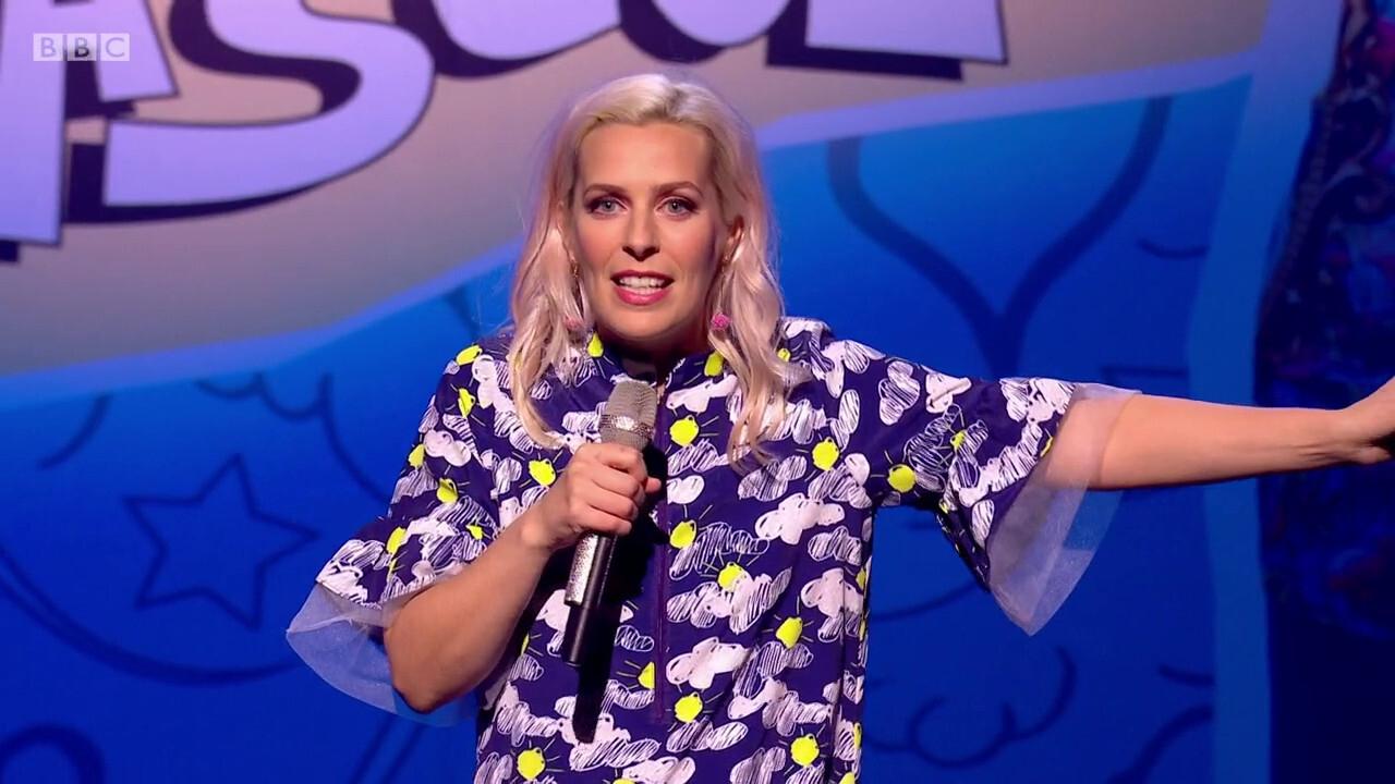 Scen från Sara Pascoe Live: LadsLadsLads