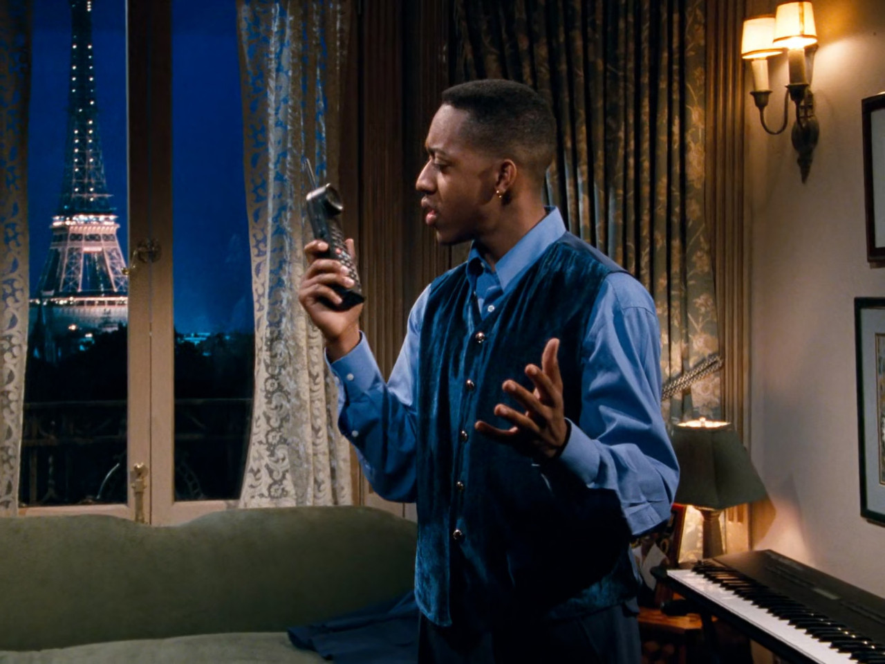 Family Matters - Season 8 Episode 9 : Home Again