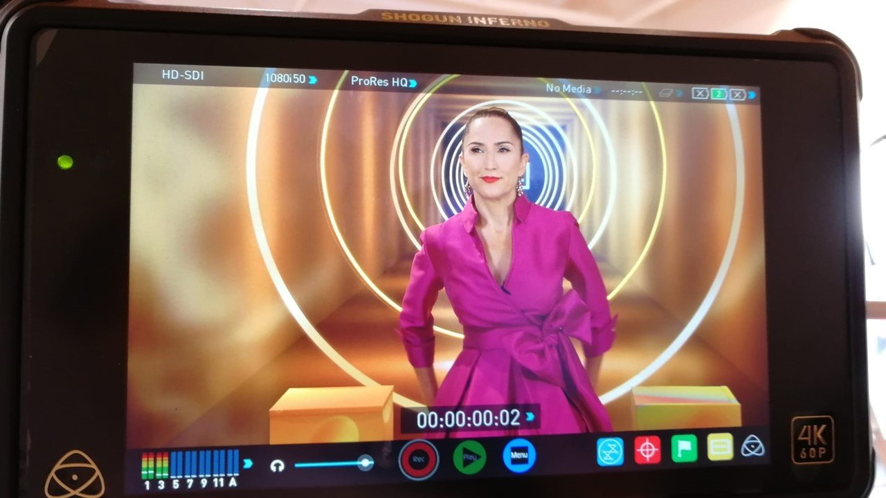 Cachitos de hierro y cromo - Season 10 Episode 1 : Episode 1