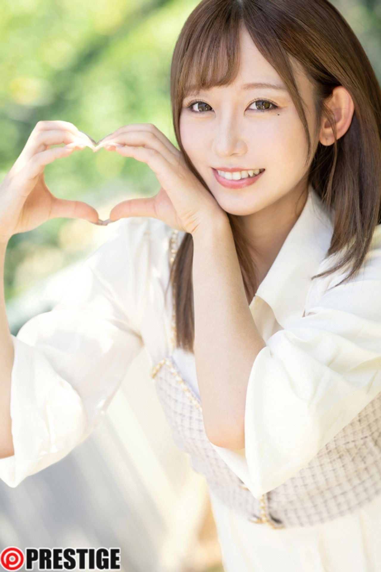 ABF-185 おじさんが好き とびっきり美少女とイチャベロ3本番 七嶋舞【限定特典映像35分付き】 Backdrop