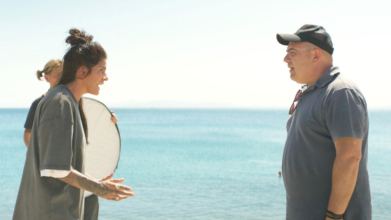 Masakra e Madhe e Alimos backdrop