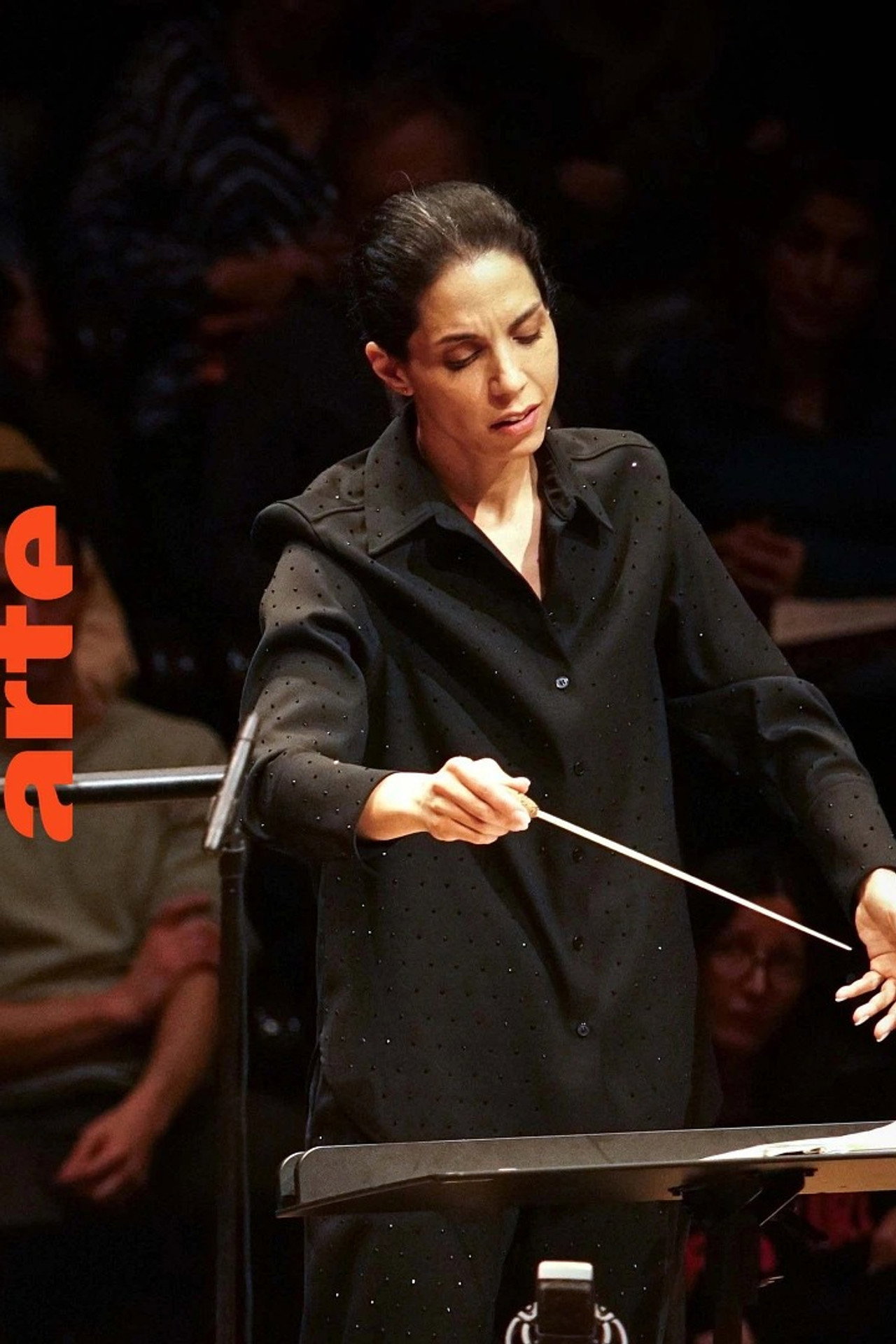 Bar Avni conducts the Paris Mozart Orchestra @ La Maestra 2024 Backdrop