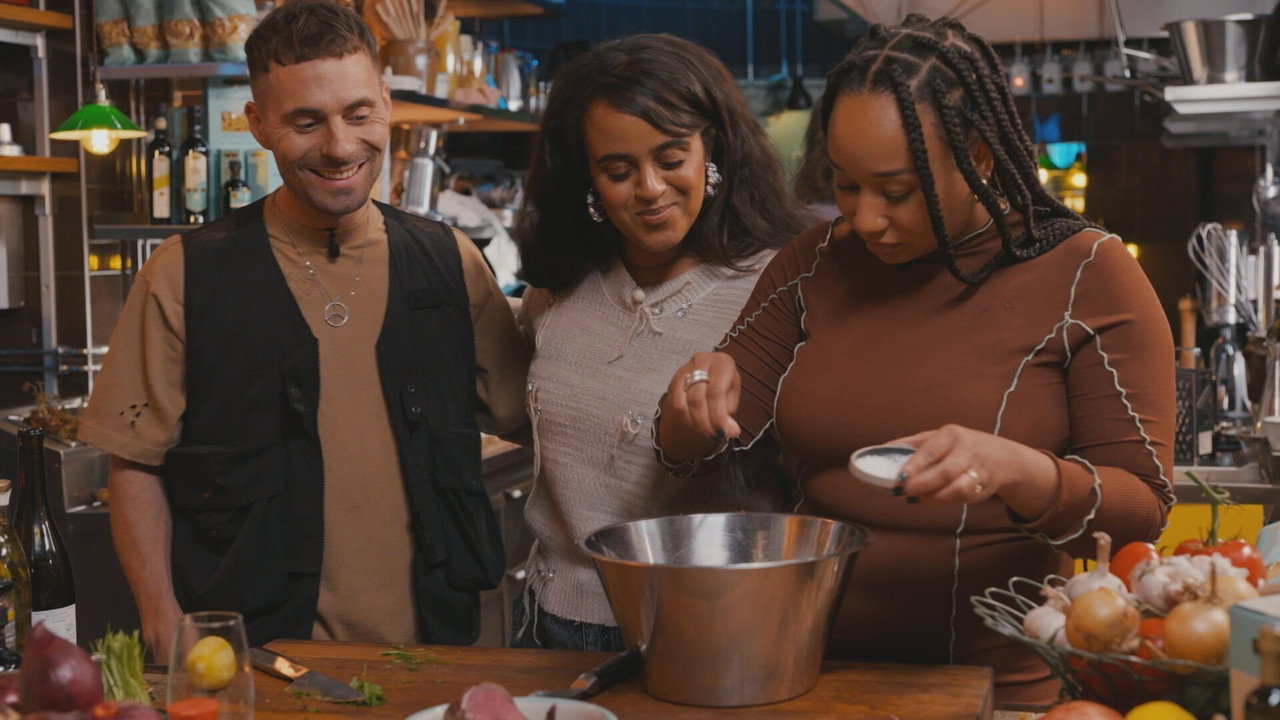 Oskar Linnros, Seinabo Sey och Marion Ringborg bakgrundsbild