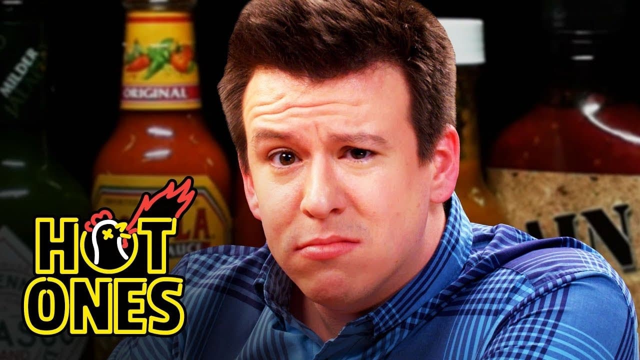 Hot Ones - Season 5 Episode 12 : Philip DeFranco Sets a YouTube Record While Eating Spicy Wings