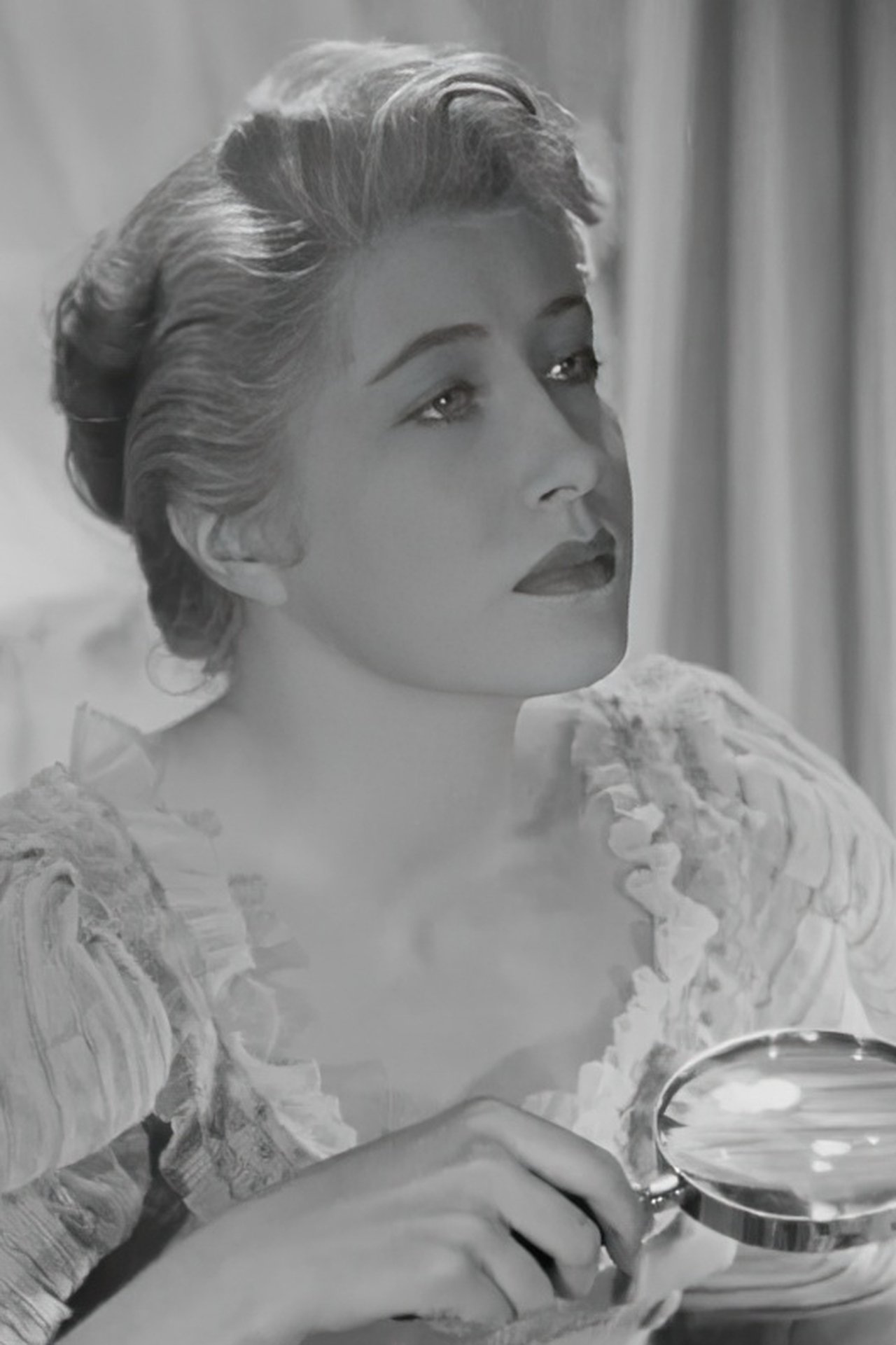 Photo of Nadine Vogel