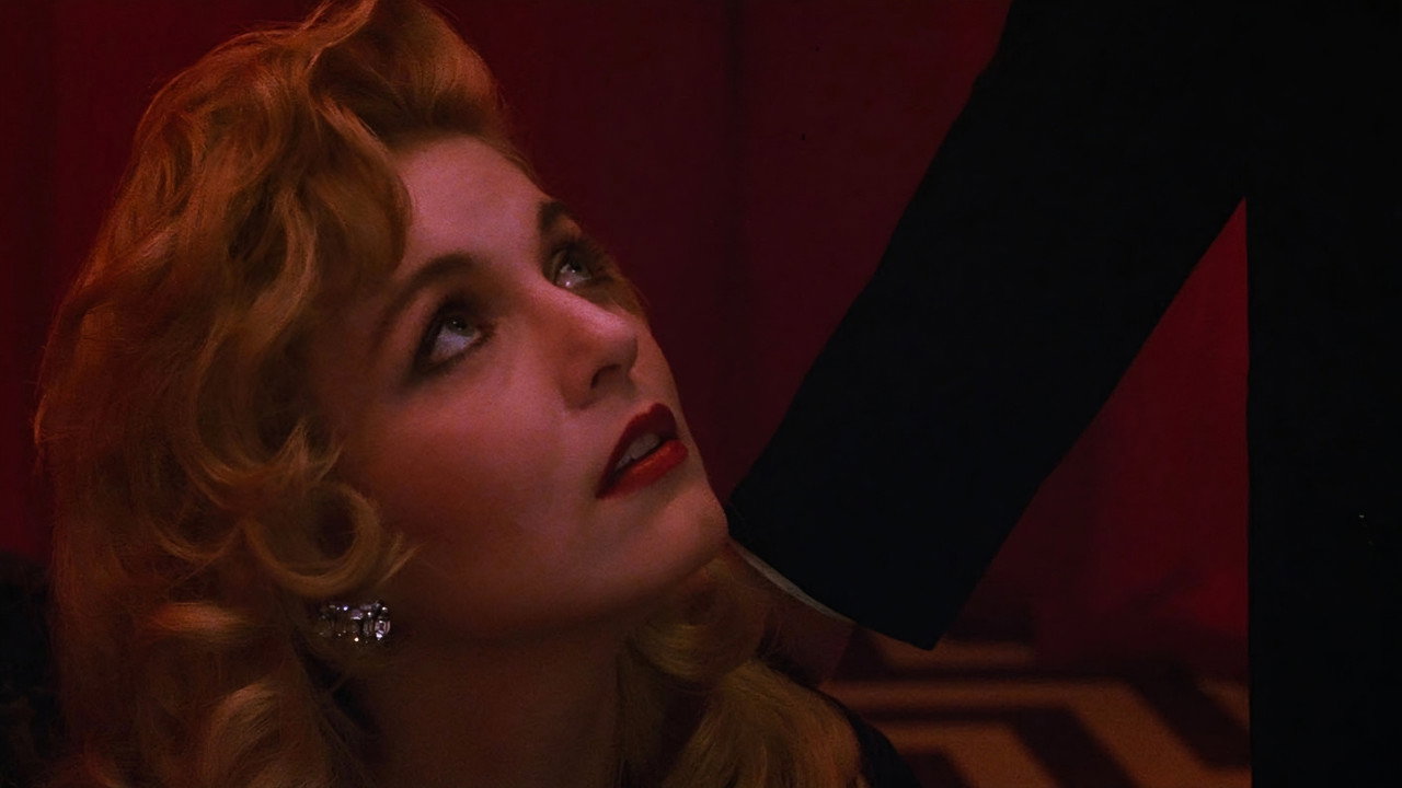 Twin Peaks: Fire Walk with Me background 106