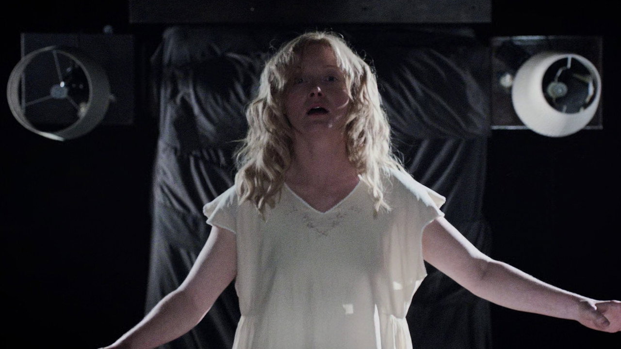 The Babadook background 36