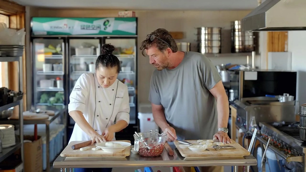 Image Lost In The Desert with Nick Knowles