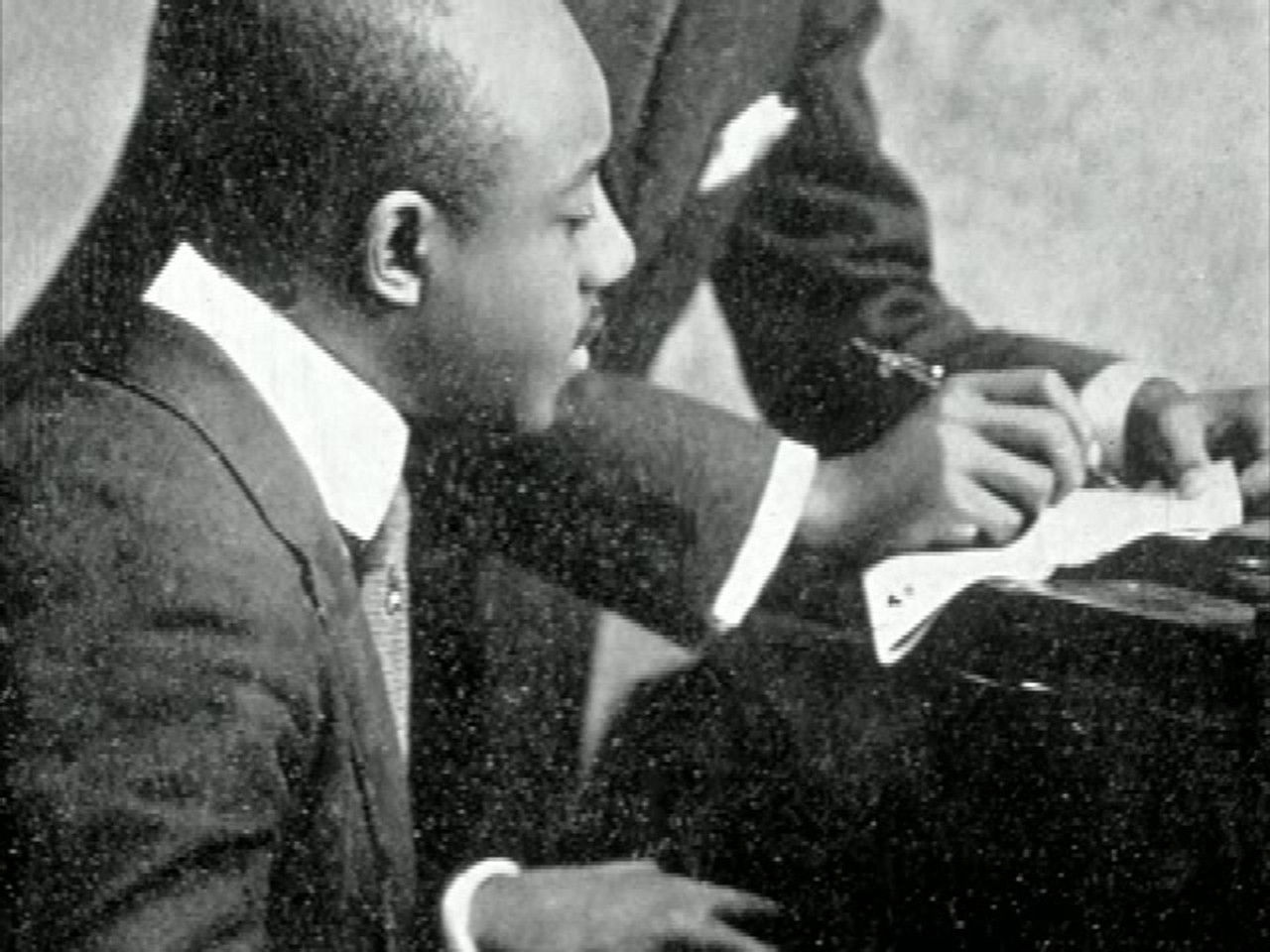 The Adventures of Young Indiana Jones Documentaries — Épisode 25