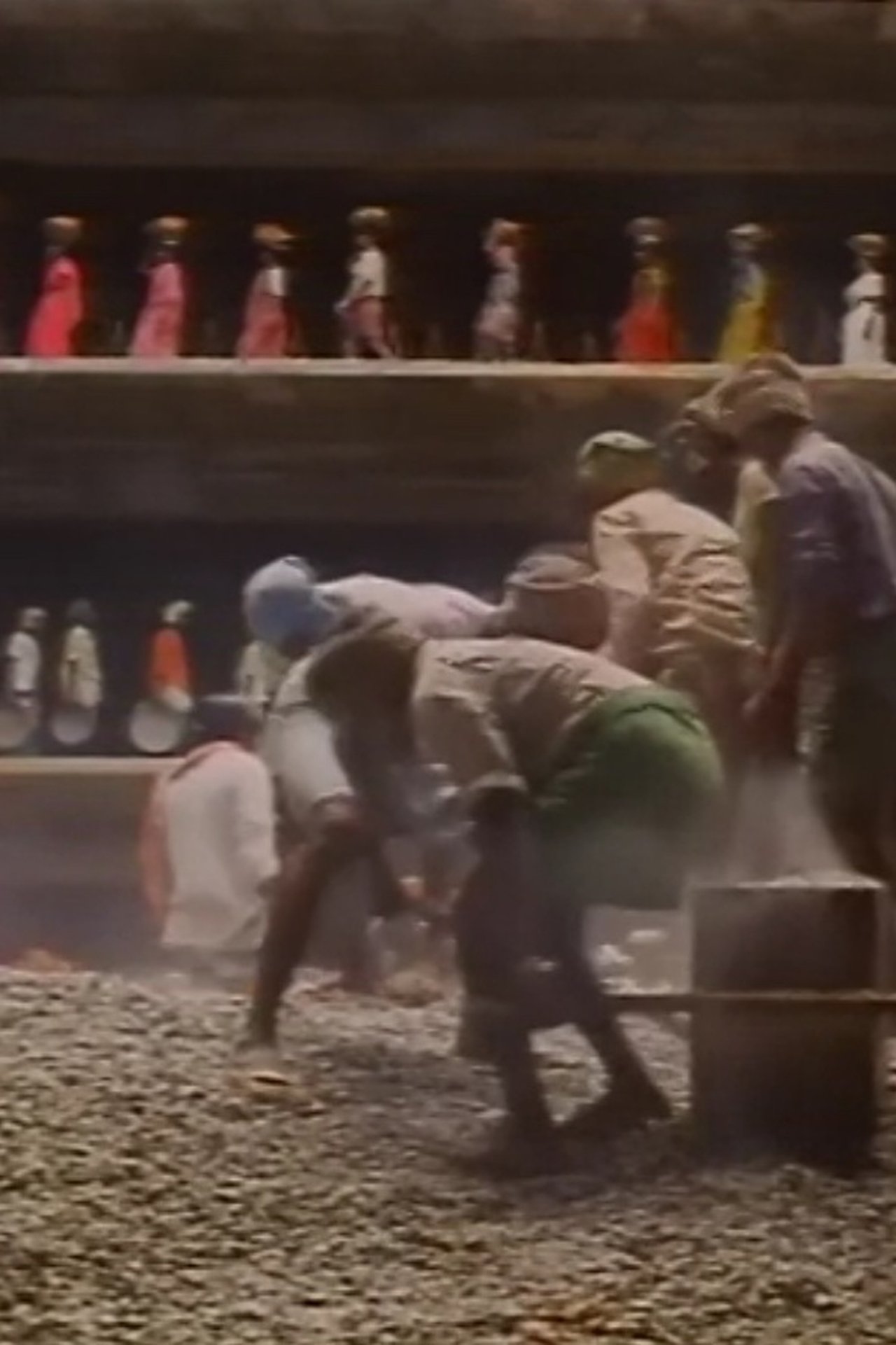 మట్టి మనుషులు మట్టి మనుషులు
