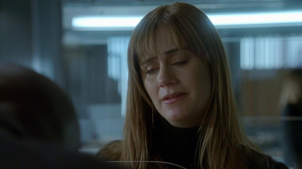 Numb3rs - Season 3 Episode 16 : Contenders