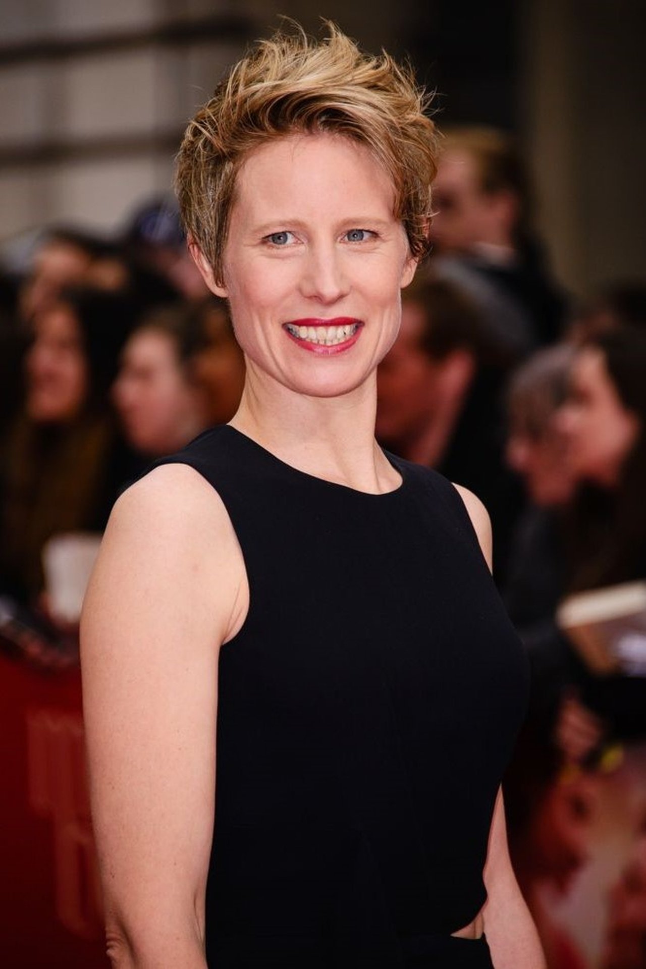 Thea Sharrock - مخرج