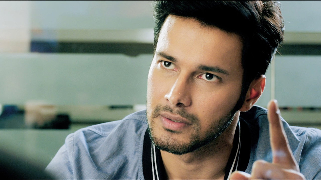 Beiimaan Love backdrop