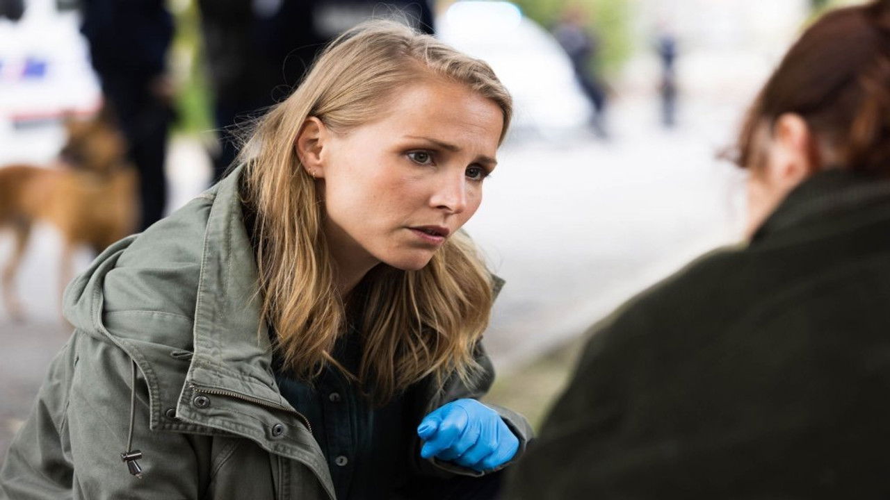 Les invisibles — Fleur