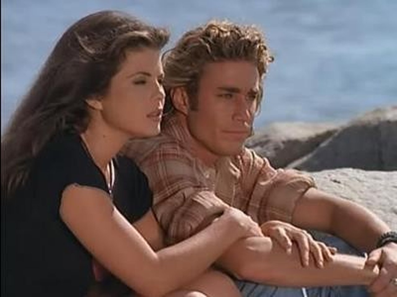 Baywatch - Season 5 Episode 14 : Homecoming