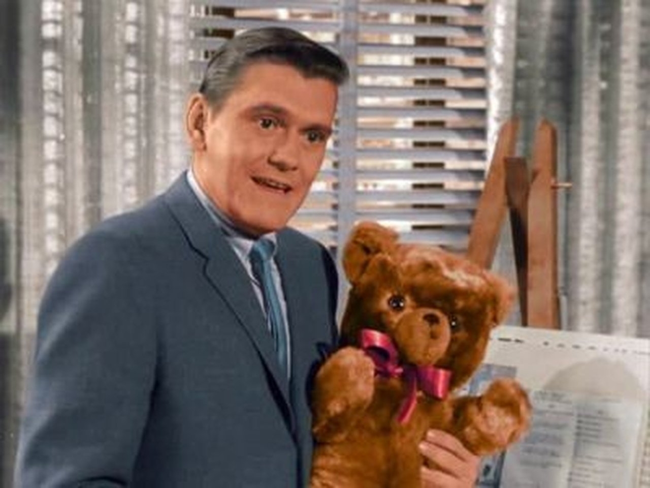 Bewitched - Season 2 Episode 13 : My Boss the Teddy Bear