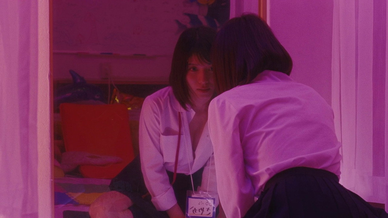Shoplifters background 78