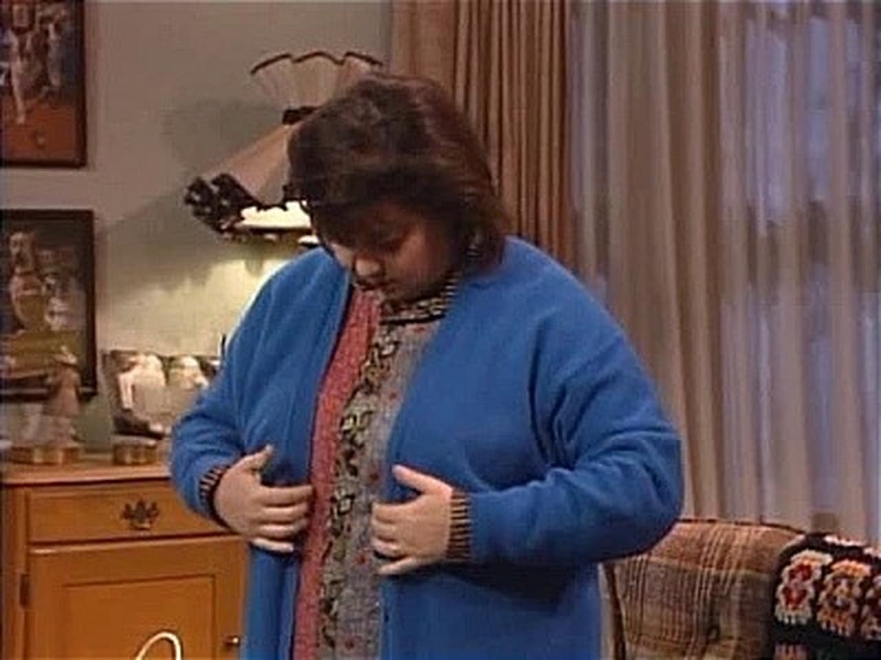 Roseanne - Season 2 Episode 14 : One for the Road