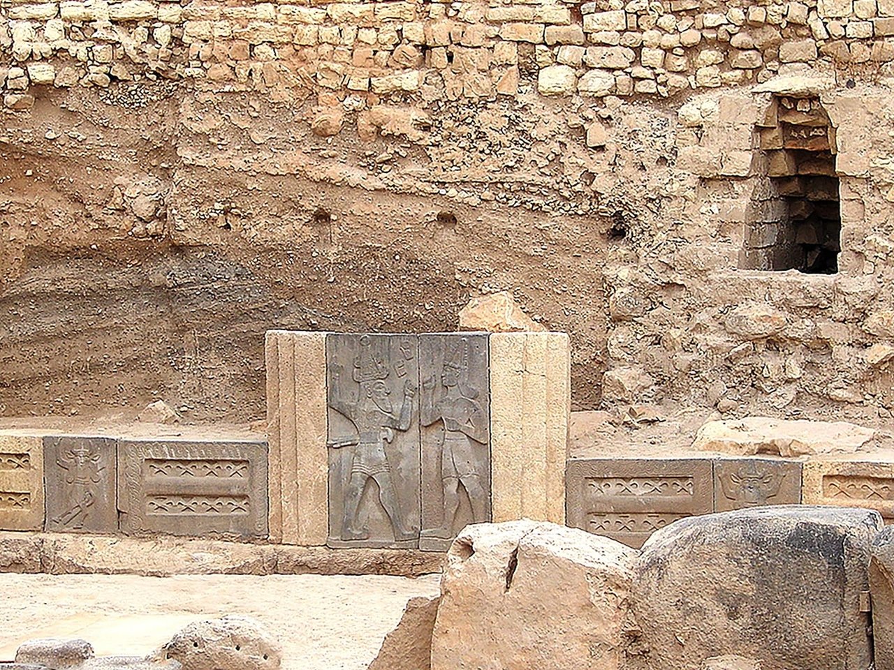 The Hana Kingdom and Clues to a Dark Age