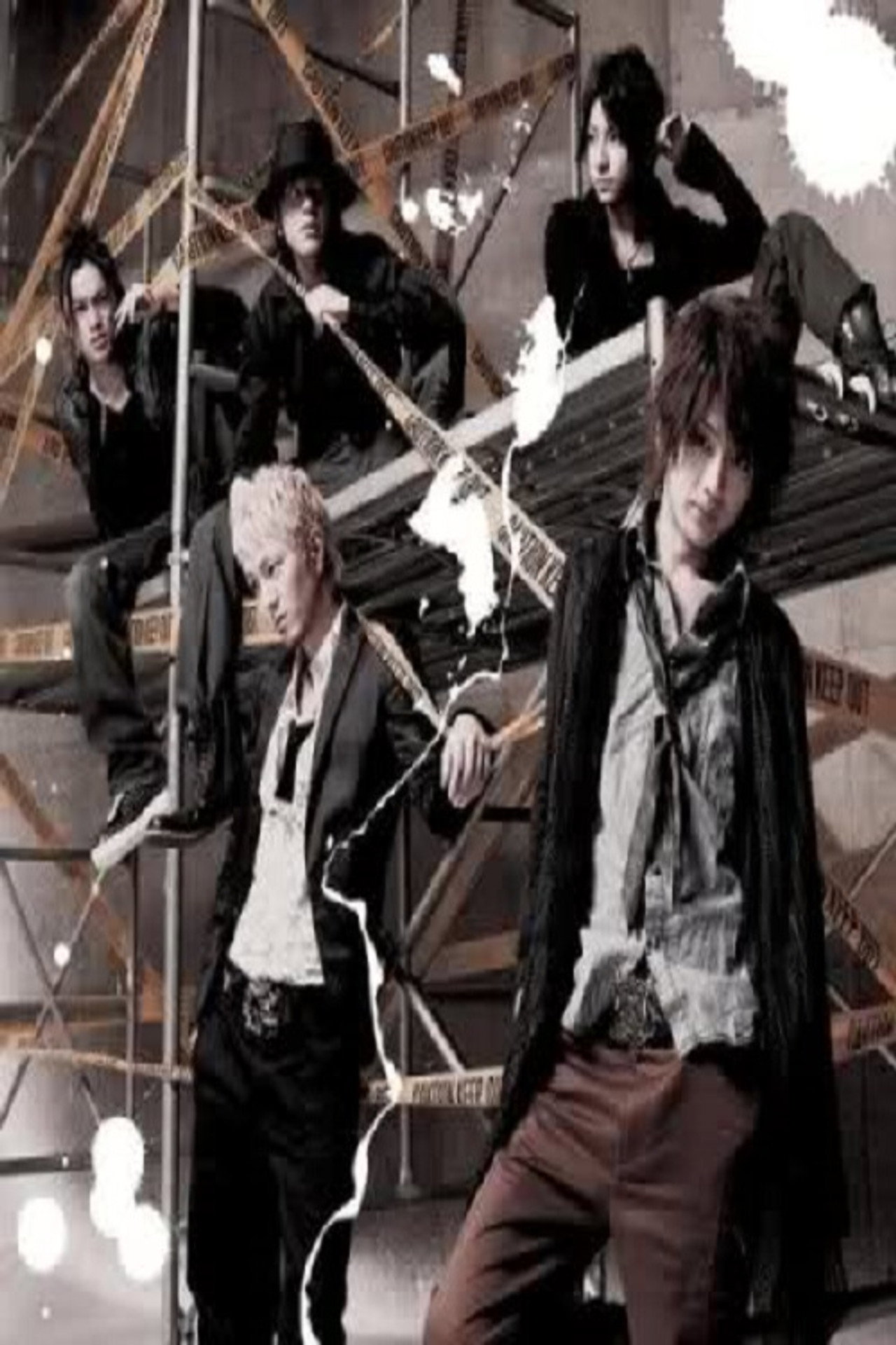 AAA 2nd Anniversary Live -5th ATTACK 070922- Nippon Budokan filmaffisch