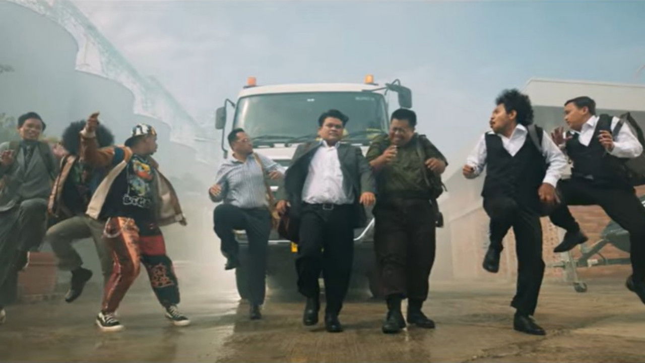 Comic 8 Revolution: Santet K4bin3t