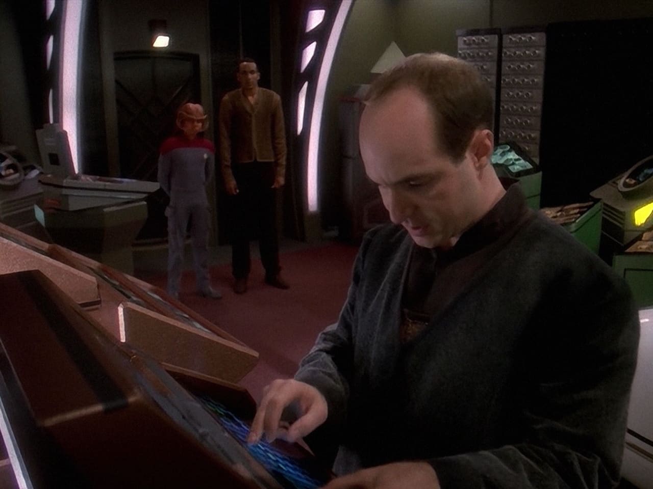 Star Trek: Deep Space Nine - Season 5 Episode 25 : In the Cards