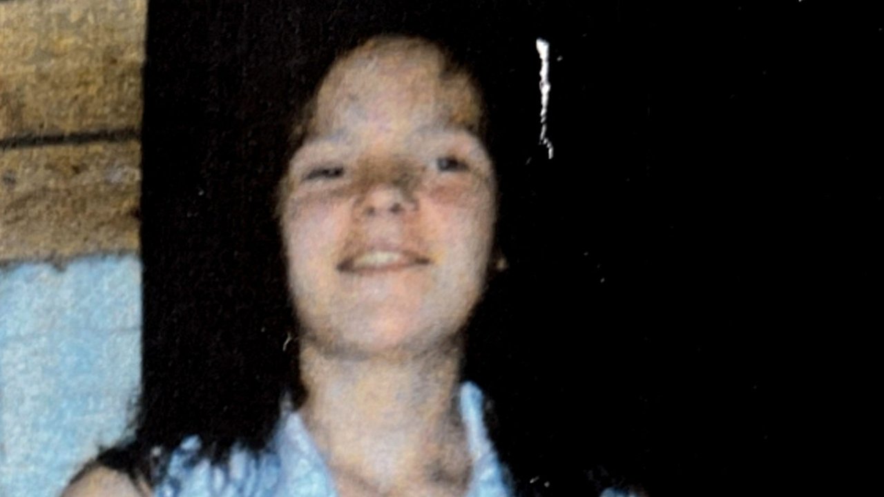 Crimewatch Live - Season 21 Episode 10 : Murder at Hebdon Bridge