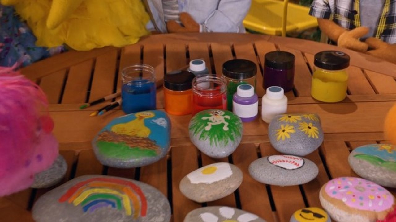 Sesame Street - Season 53 Episode 18 : Art Rocks!