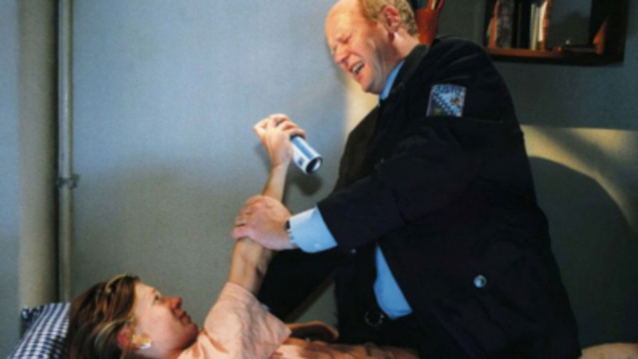 Hinter Gittern - Der Frauenknast backdrop