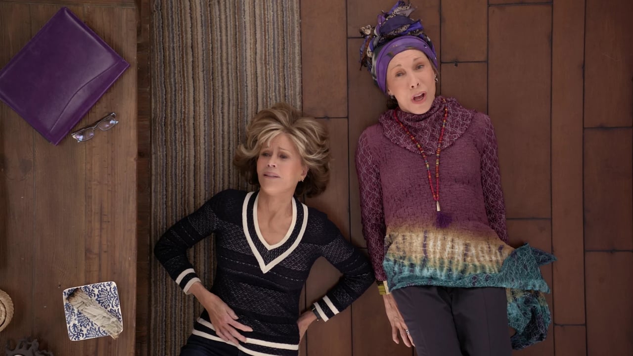 Grace and Frankie - Season 3 Episode 7 : The Floor