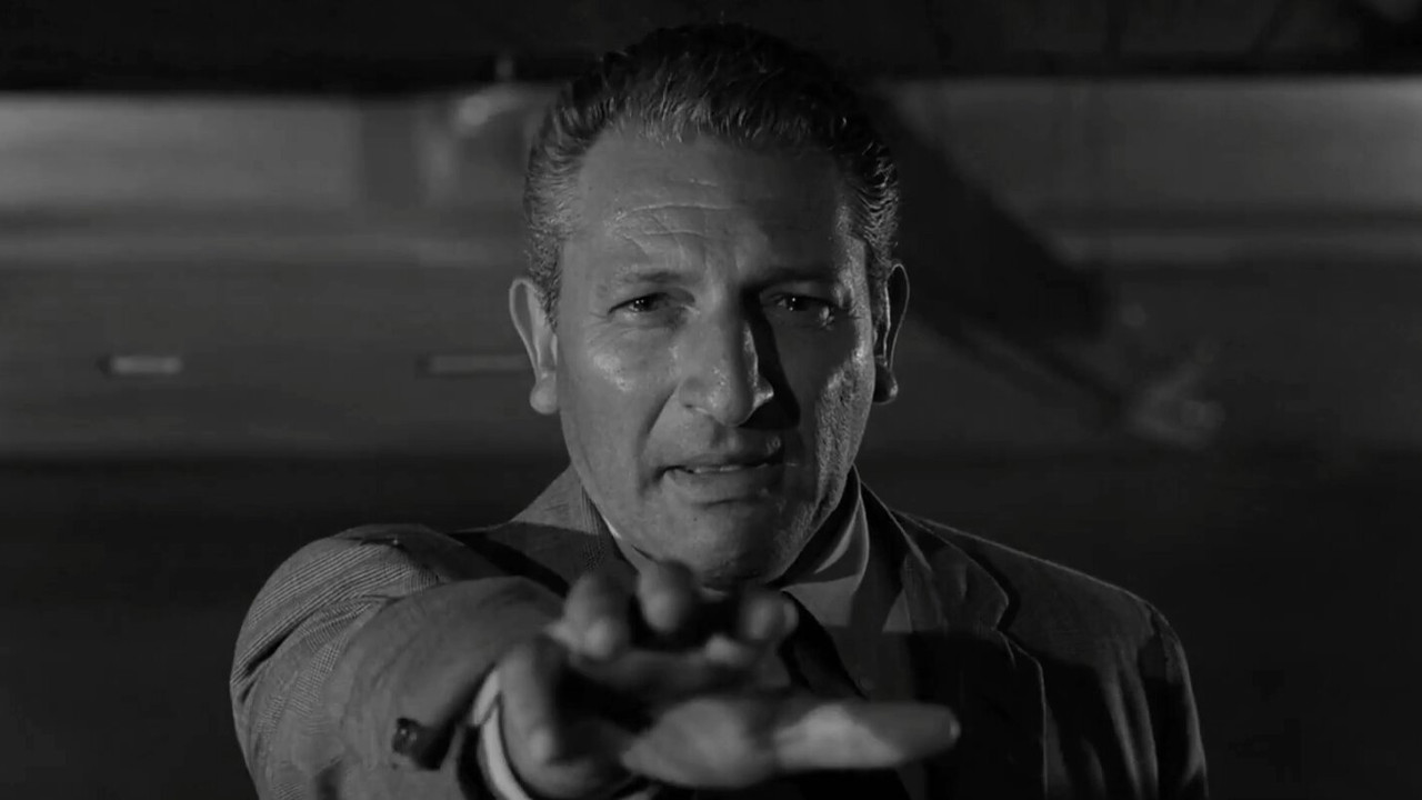 La Quatrième Dimension — L'Arrivée