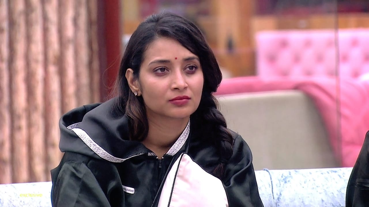 Bigg Boss Telugu - Season 2 Episode 31 : Day 30: Bhanu Meets With an Accident