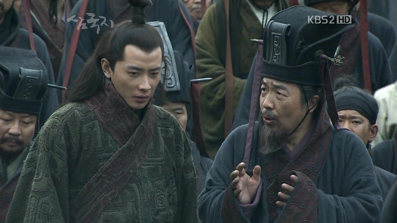 Three Kingdoms - Season 1 Episode 13 : Cao Cao saves the emperor and controls the warlords