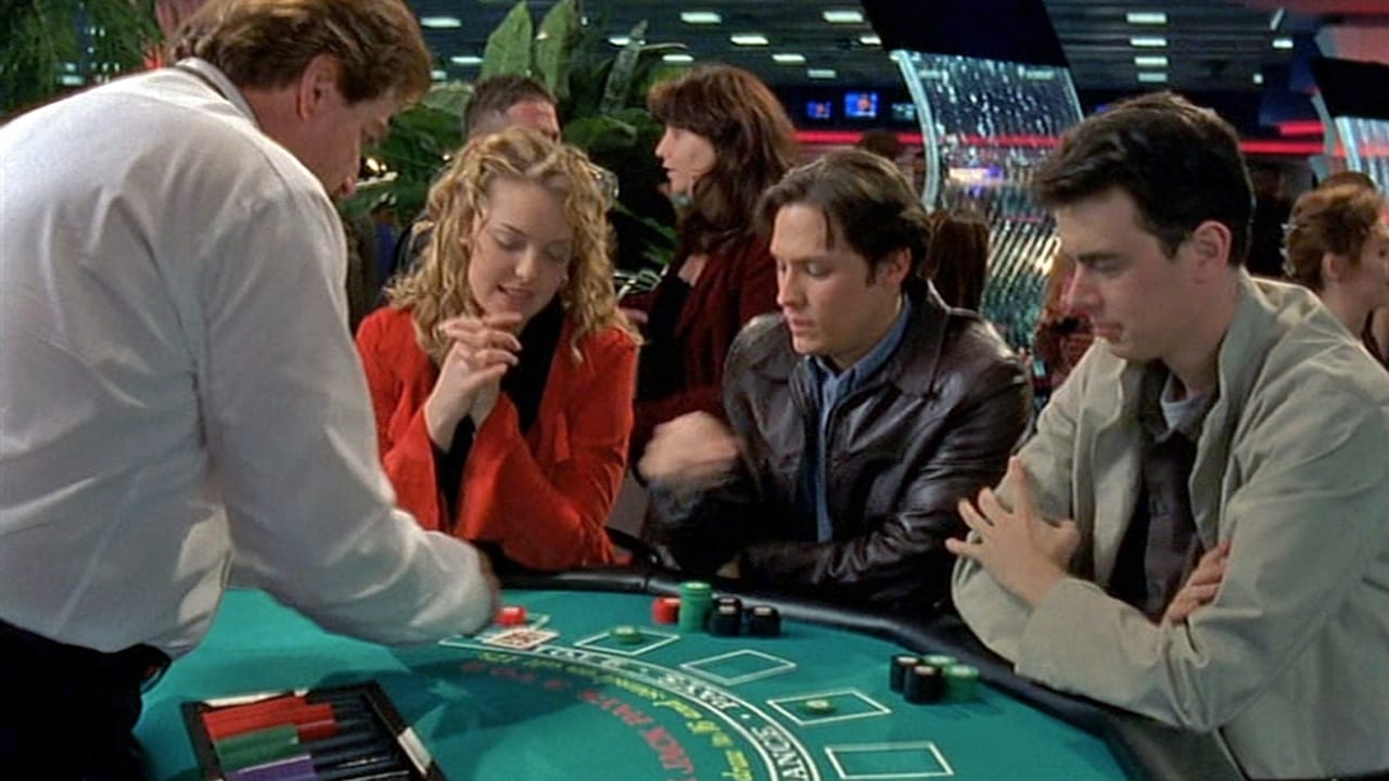 Roswell - Season 2 Episode 15 : Viva Las Vegas