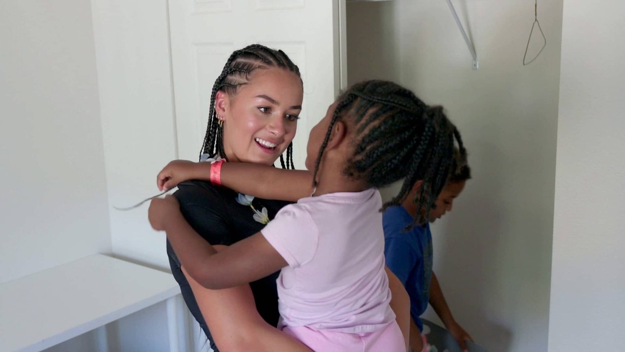 Au Pairs - Season 6 Episode 9 : Episode 9