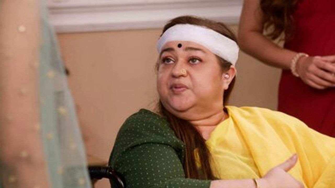 Ufff... Yeh Love Hai Mushkil backdrop