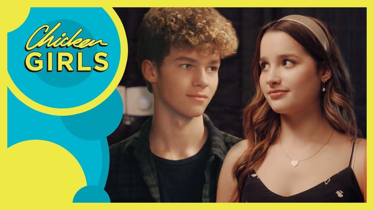 Chicken Girls - Season 6 Episode 7 : Movie Magic