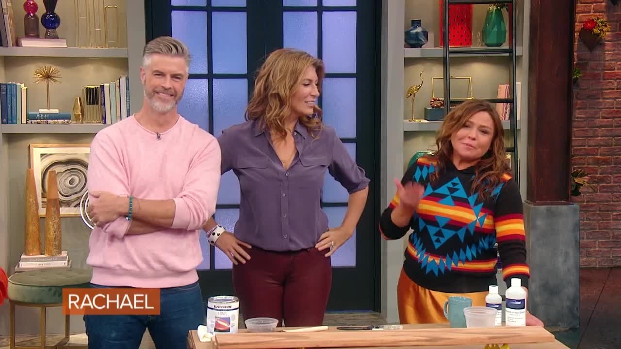 Rachael Ray - Season 14 Episode 19 : Bobby Flay Is In The House