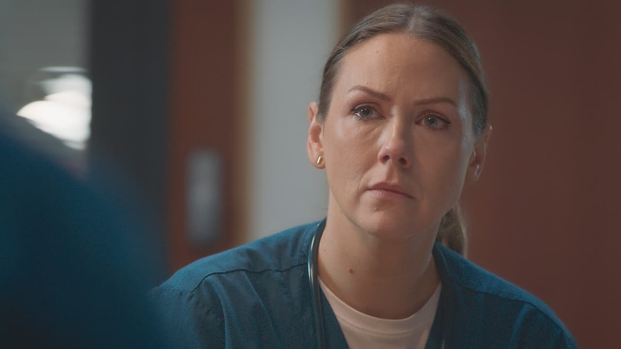 Casualty - Season 39 Episode 4 : Red Flags