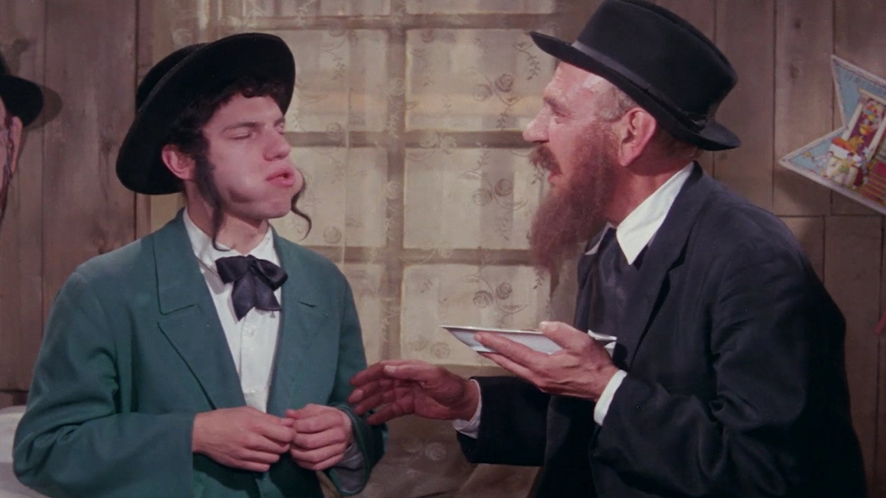 Two Kuni Lemel backdrop