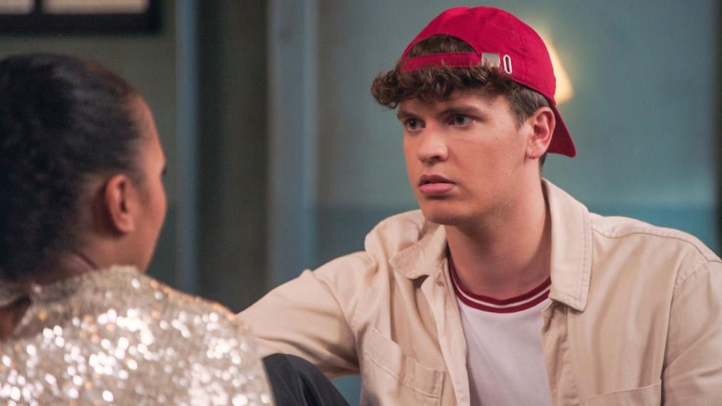 Milo - Season 2 Episode 115 : Episode 115