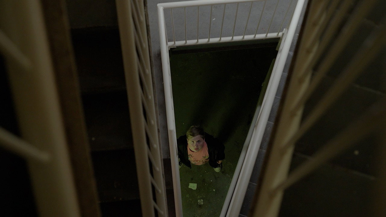 Look Up still 5
