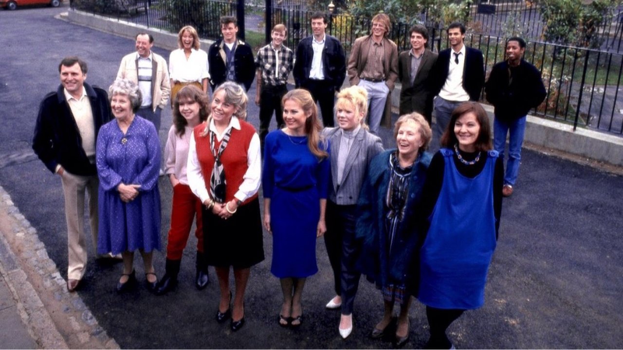 EastEnders - Season 17 Episode 88 : 2138