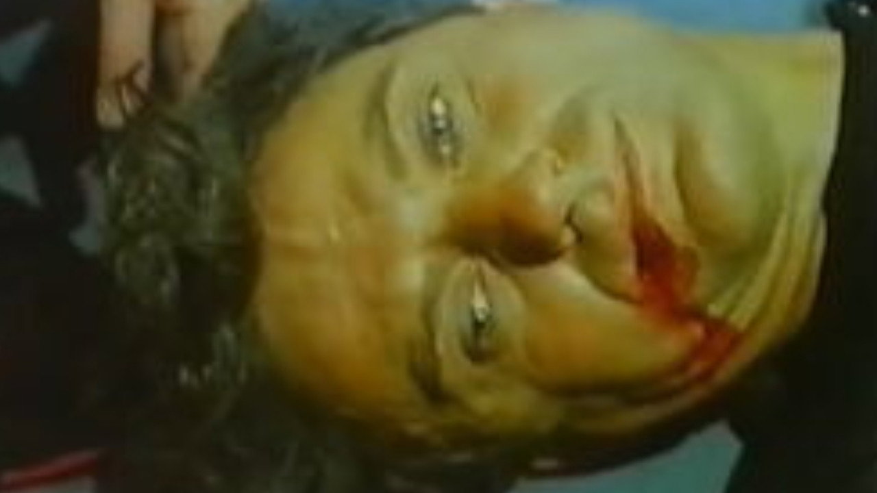 Обои к фильму «Хлоп — и ты труп (1974)» — (25 из 27)
