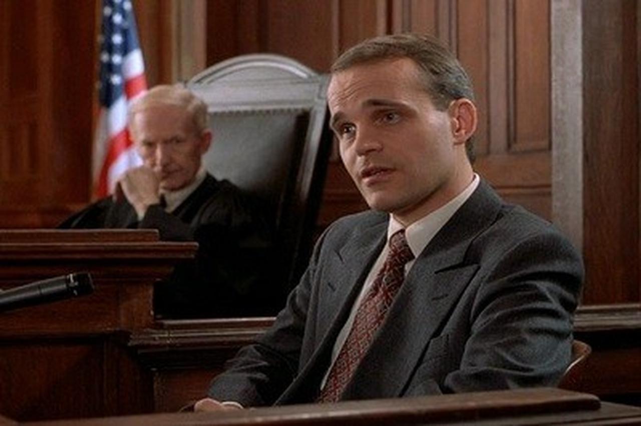 Law & Order - Season 4 Episode 8 : American Dream