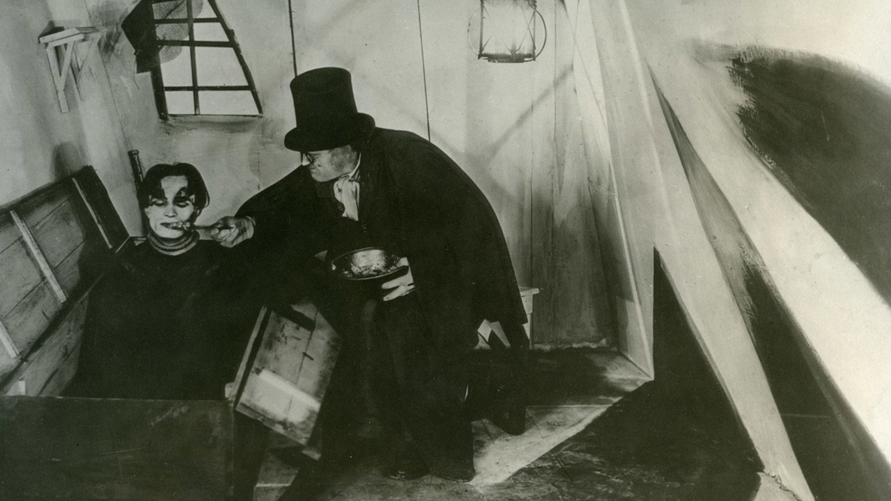 The Cabinet of Dr. Caligari background 22